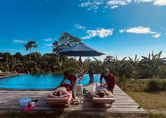 Sunset Hill Nusa Lembongan