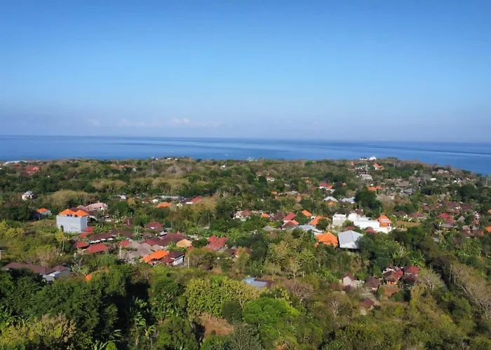 Sunset Hill Nusa Lembongan