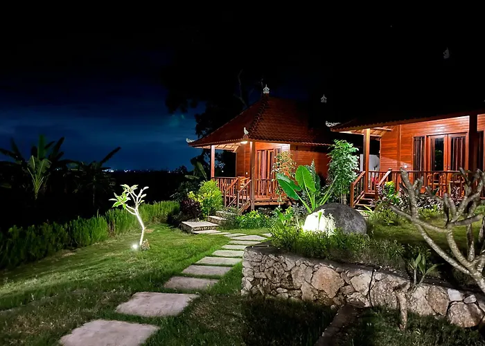 Sunset Hill Hotel Nusa Lembongan