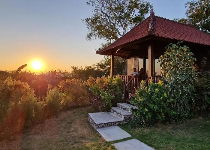 Sunset Hill Hotel Nusa Lembongan