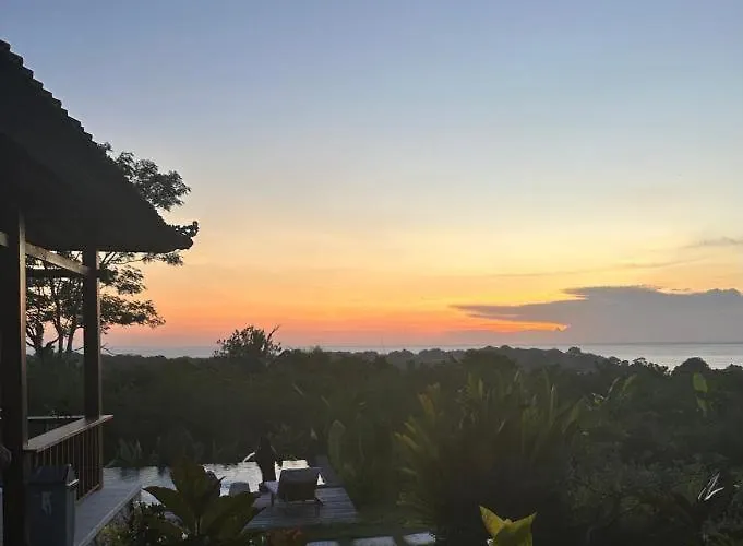 Hotel Sunset Hill