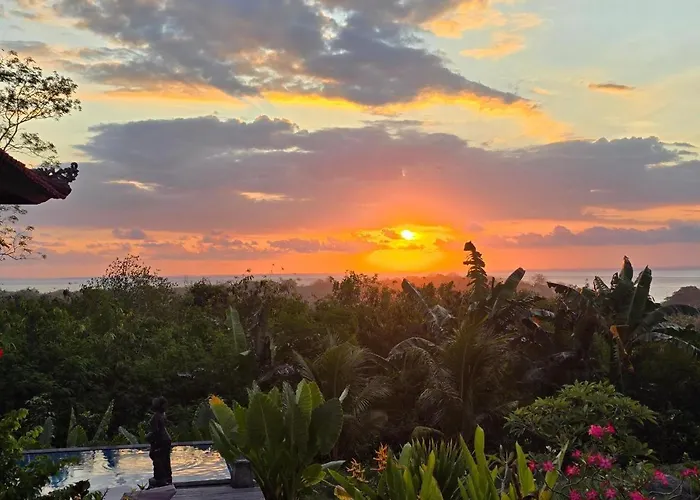 Sunset Hill Nusa Lembongan