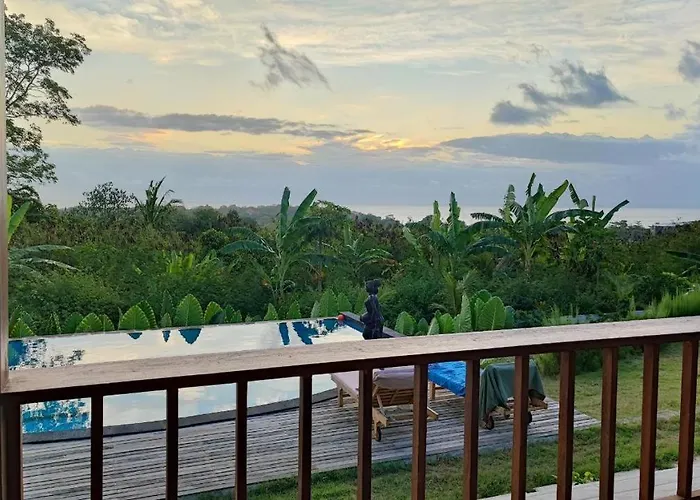 Hotel Sunset Hill Nusa Lembongan